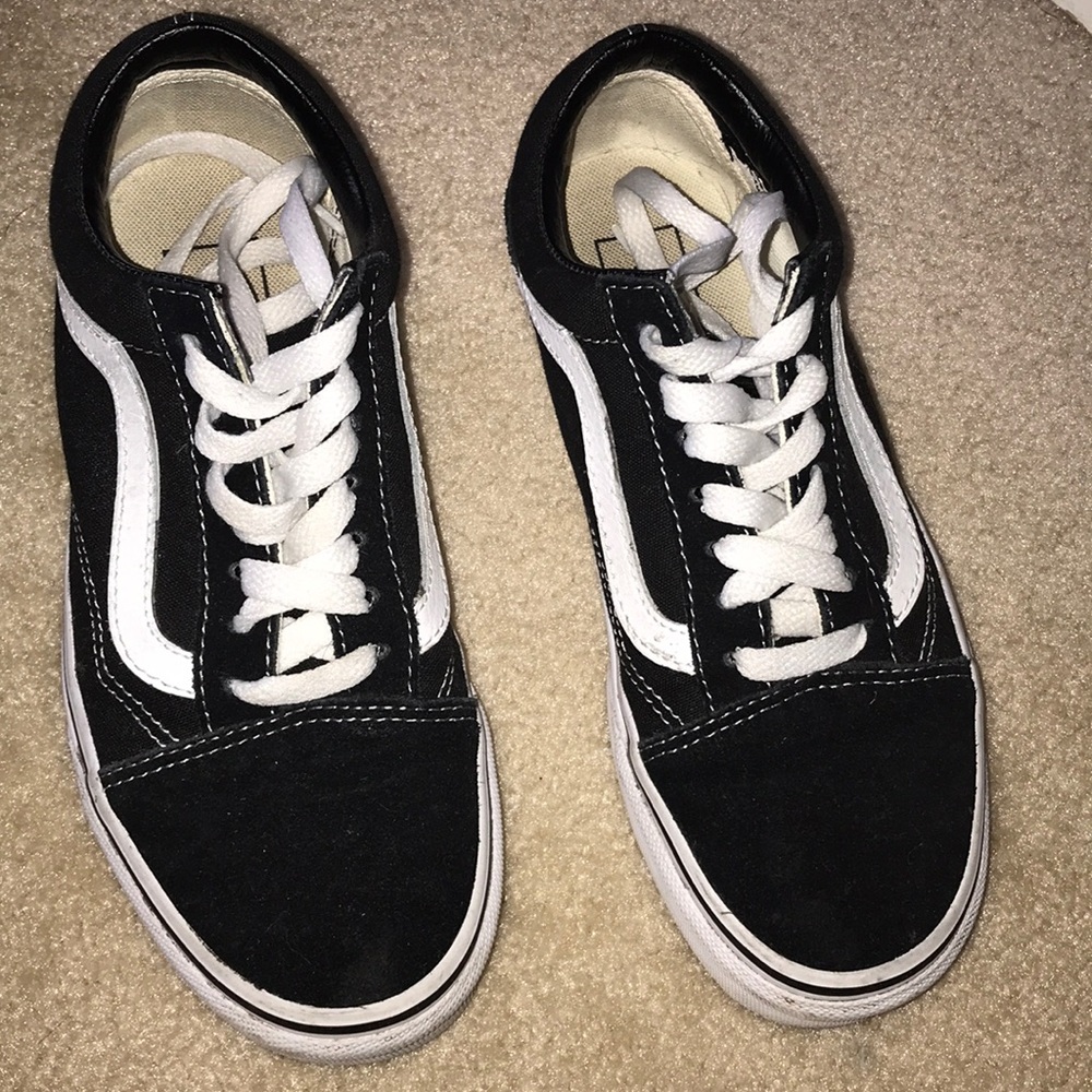 Black vans